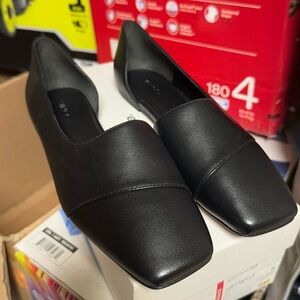 Vince black leather flat